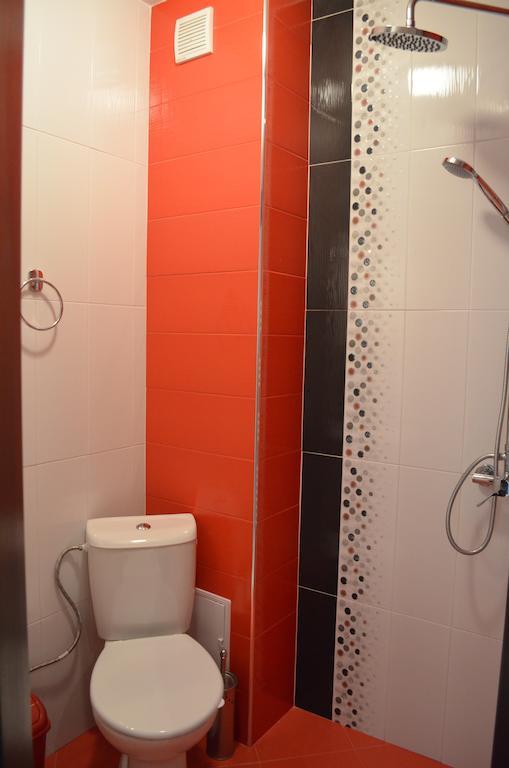 Апартаменти Кали Csepelare Szoba fotó